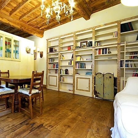 Charming Trastevere Apartment Rome Bagian luar foto