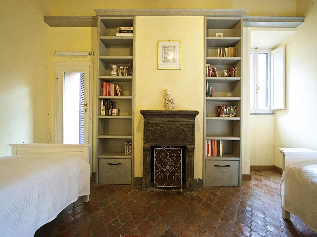 Charming Trastevere Apartment Rome Bagian luar foto