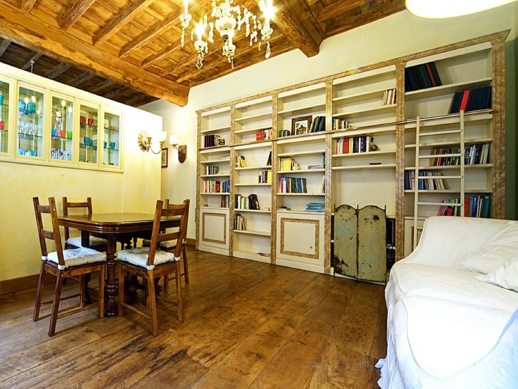 Charming Trastevere Apartment Rome Bagian luar foto
