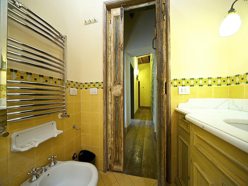 Charming Trastevere Apartment Rome Bagian luar foto