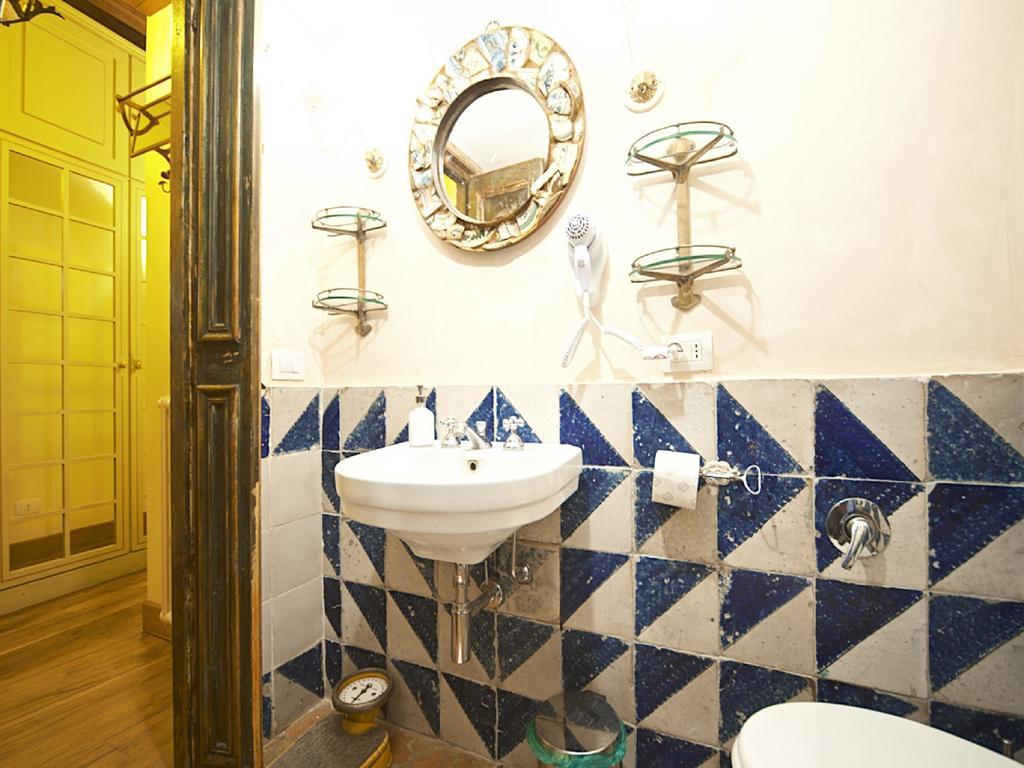 Charming Trastevere Apartment Rome Bagian luar foto